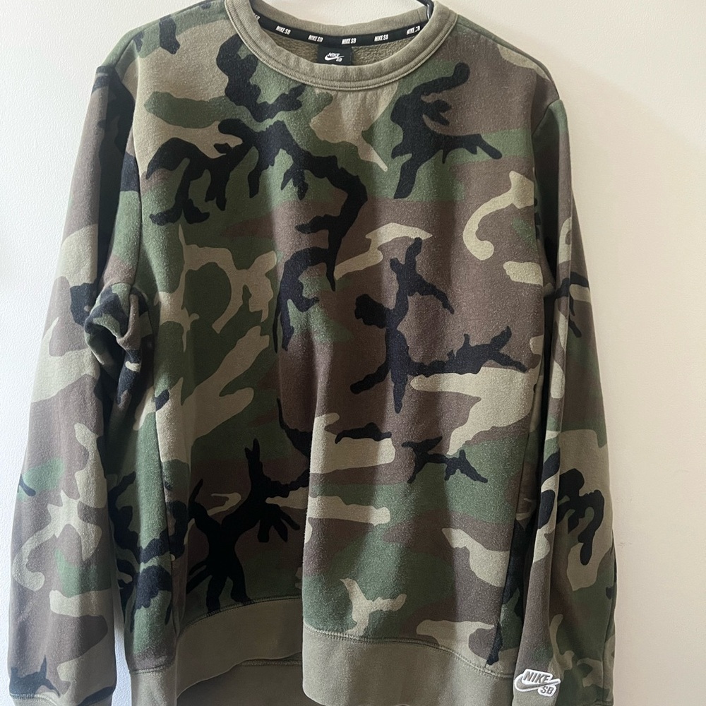 Nike Men's Camo Crew Neck Sweatshirt